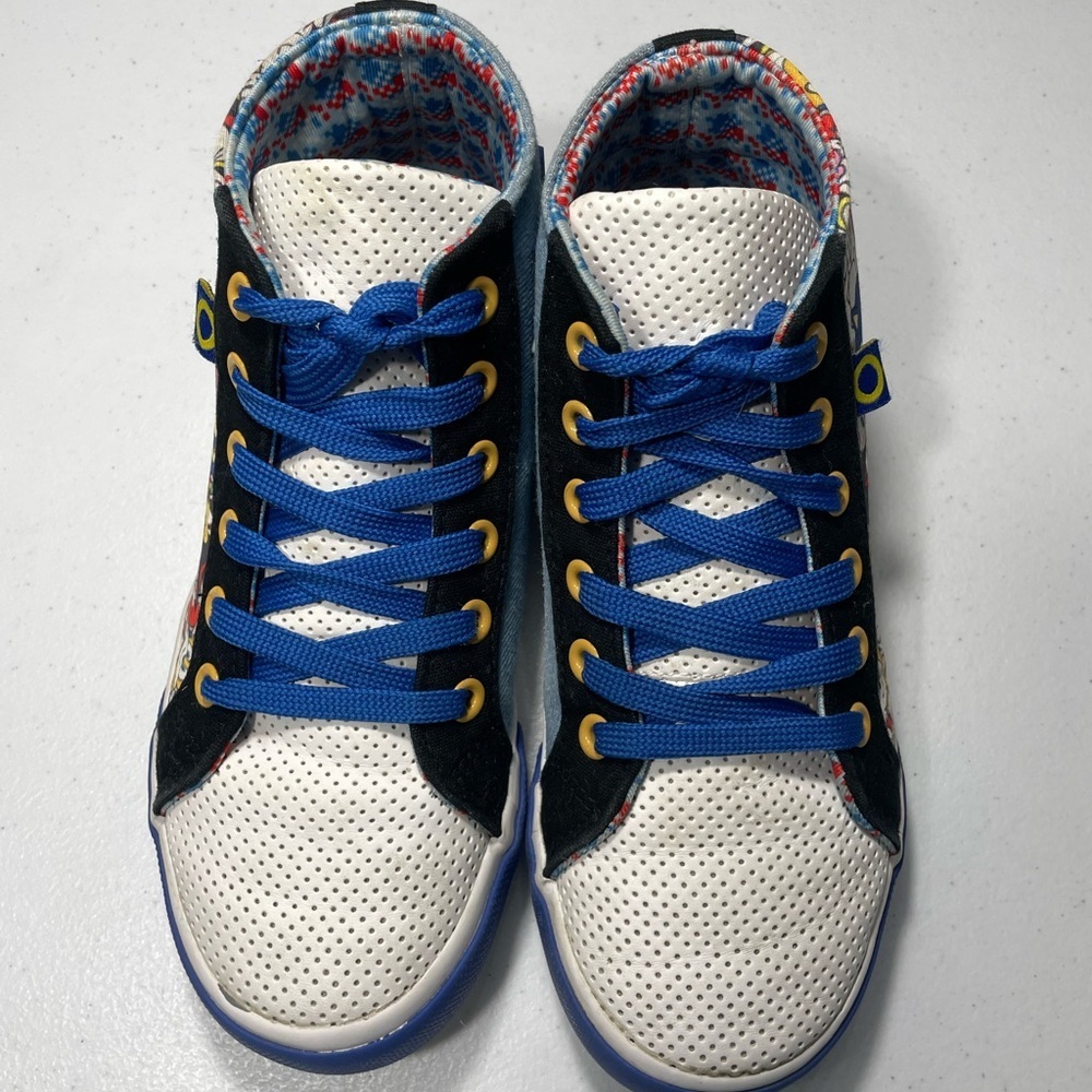 Sonic The Hedgehog Kids High-Top Sneakers with Blue and Black Accents SB-